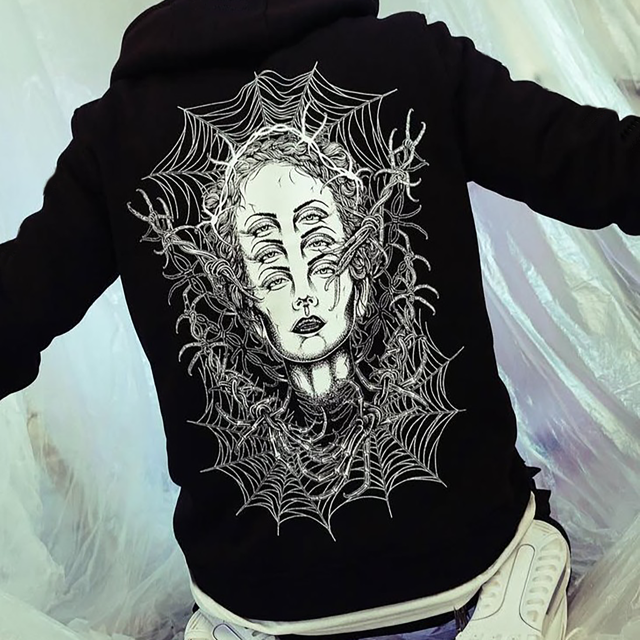 Engtangled (Black) - Oversize Hoodie